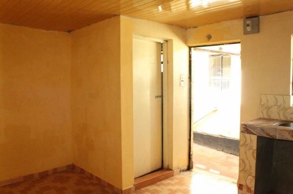 Bedsitter in Kikuyu town