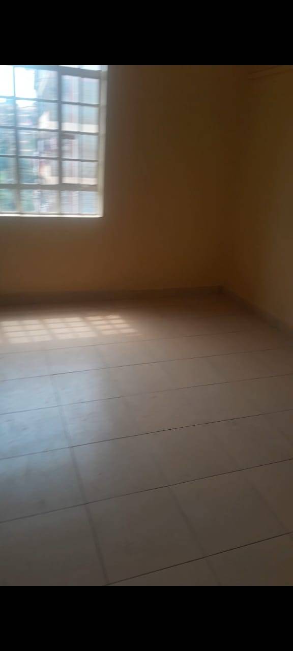 Room Image 4